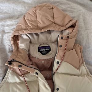 Patagonia Bivi Hooded Down Vest Oyster White Medium